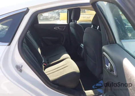 2016 Chrysler 200 Limited из США, поврежденный, VIN 1C3CCCAB3GN127025